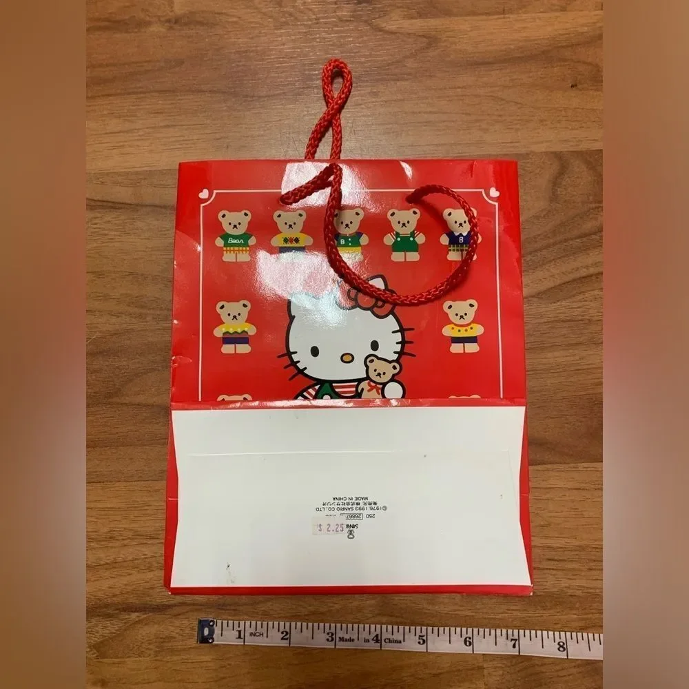 Hello Kitty Vintage Gift Bag